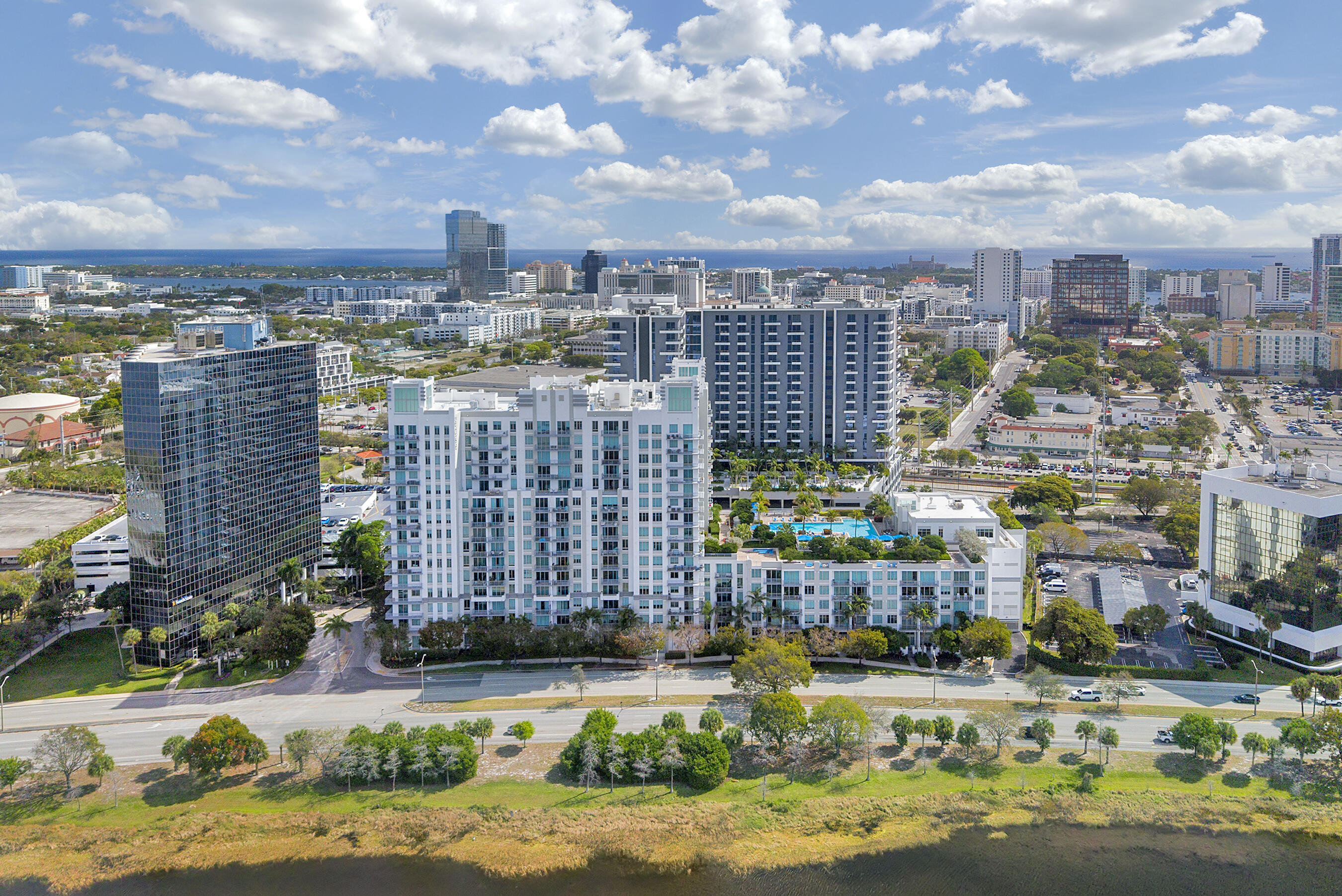 EDGE CONDO - Residential