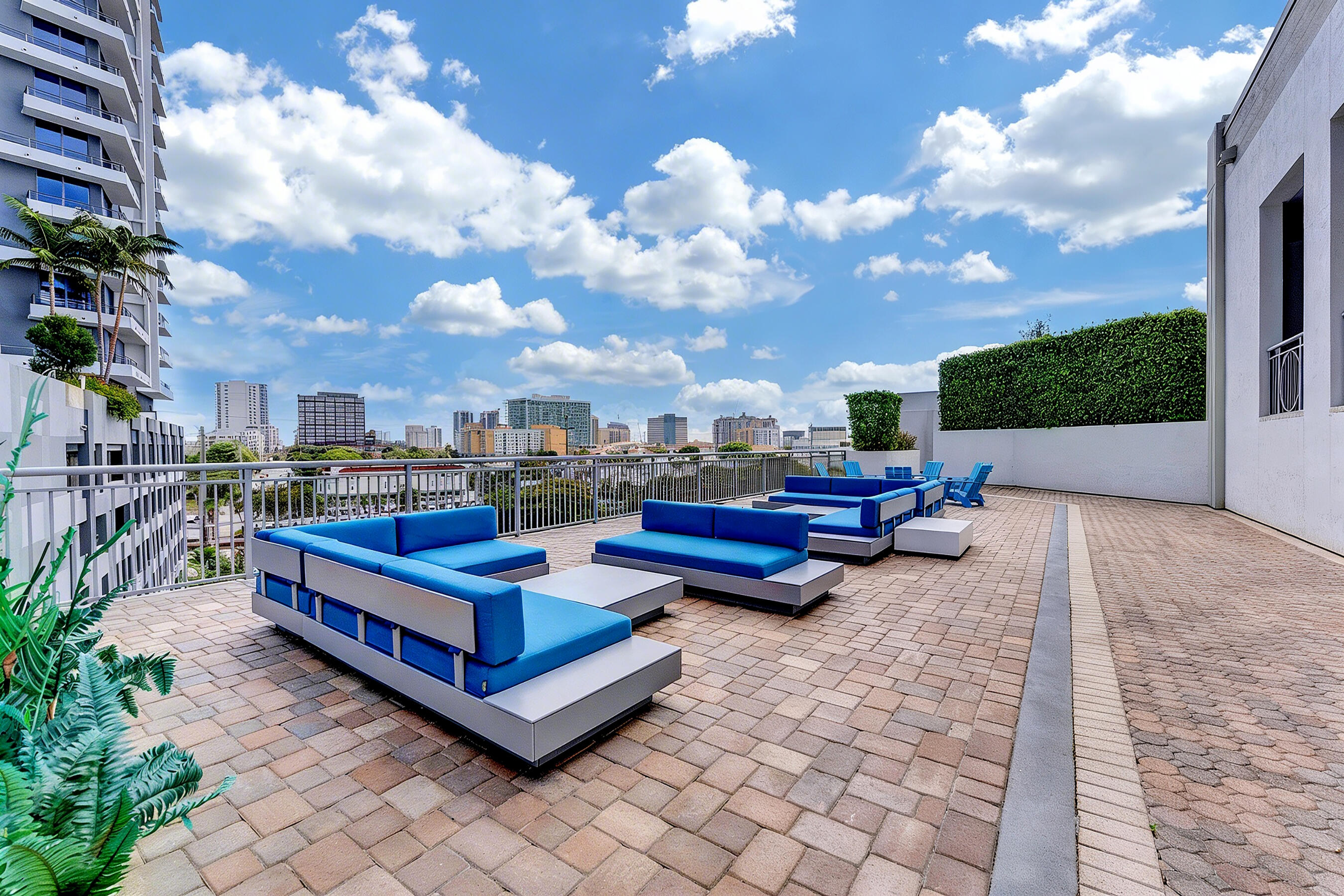 EDGE CONDO - Residential