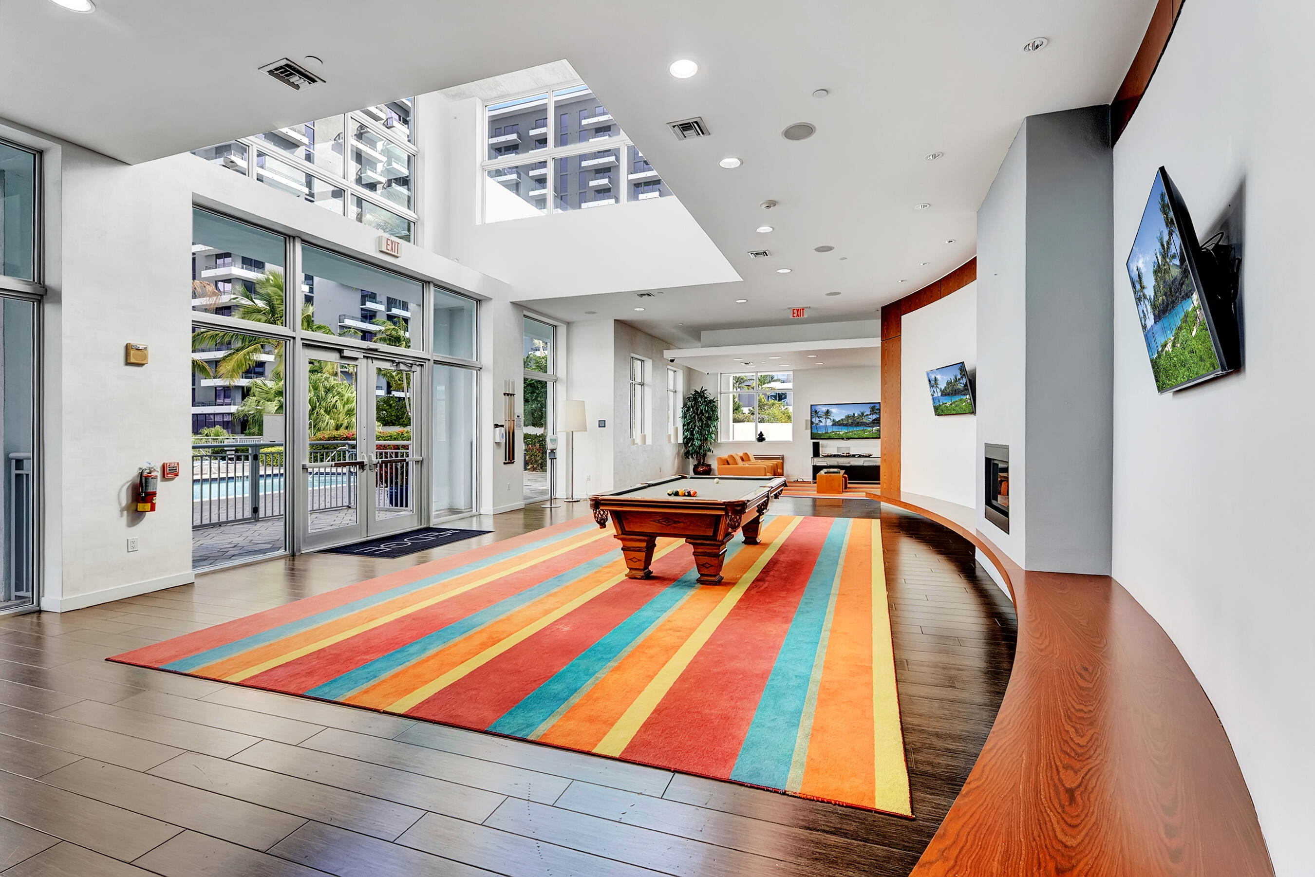 EDGE CONDO - Residential