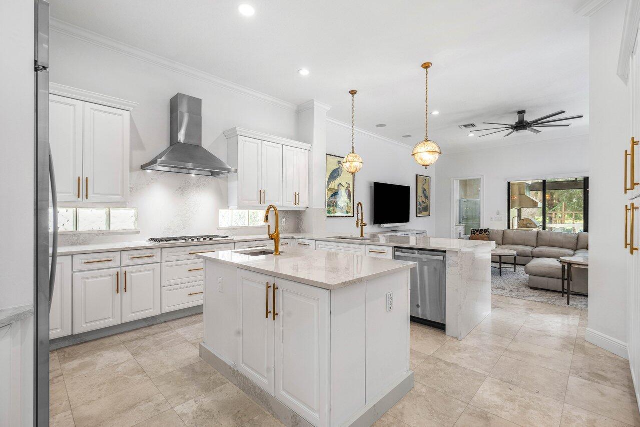 Equus - Residential