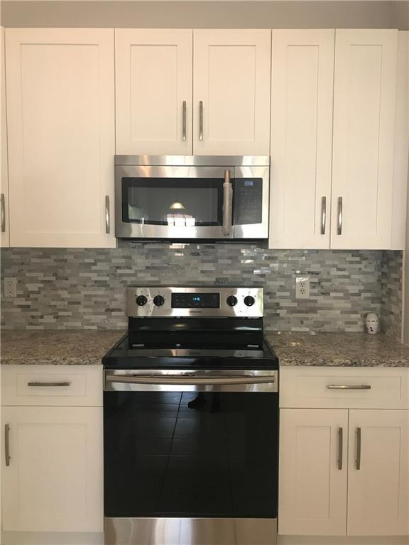 Floral Lakes - Residential