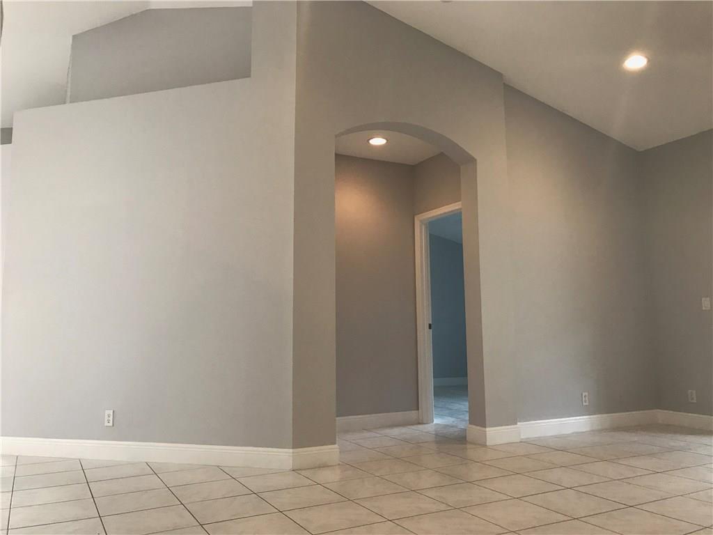 Floral Lakes - Residential