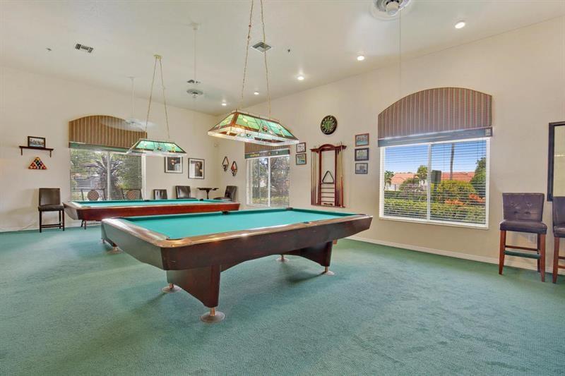 Floral Lakes - Residential