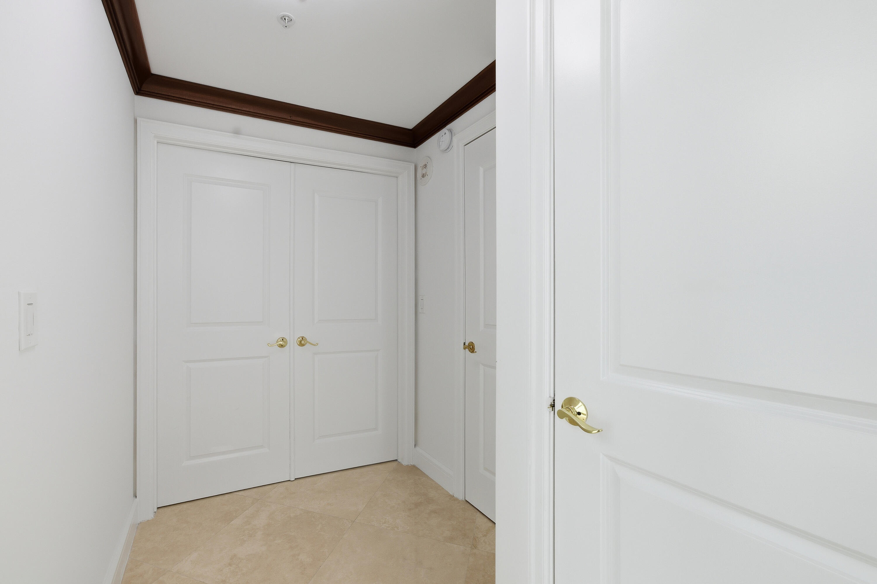 OCEAN GRANDE BEACH & MARINA - Residential