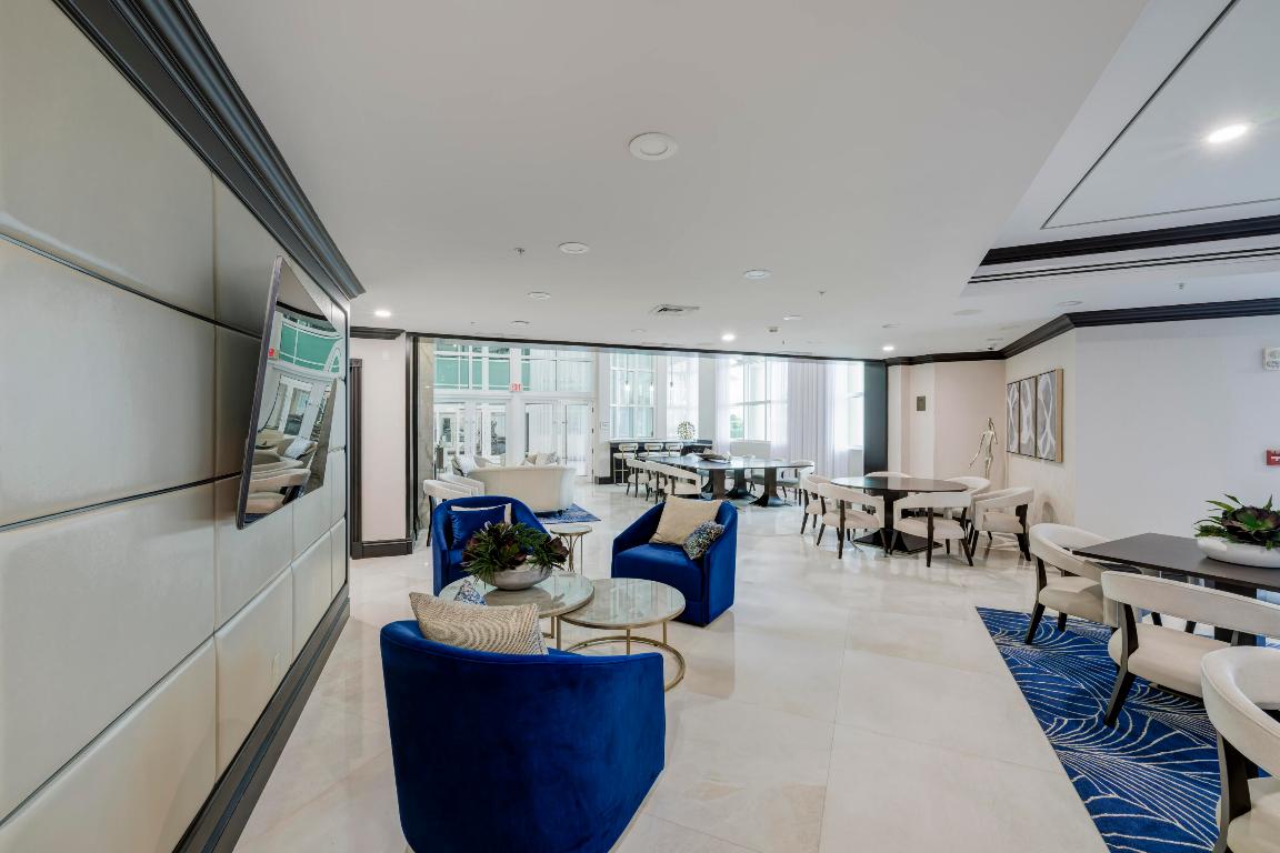 OCEAN GRANDE BEACH & MARINA - Residential