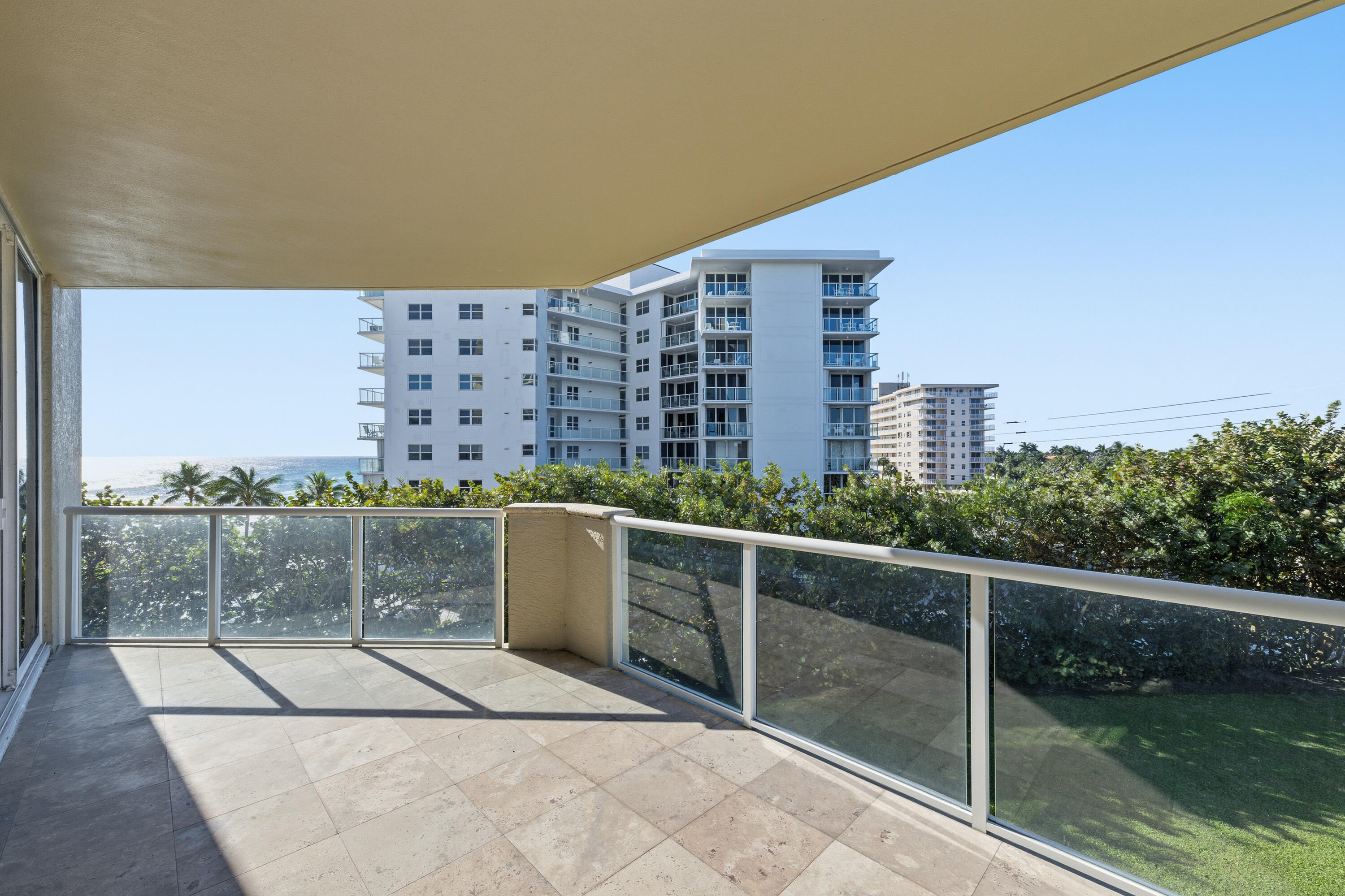 OCEAN GRANDE BEACH & MARINA - Residential