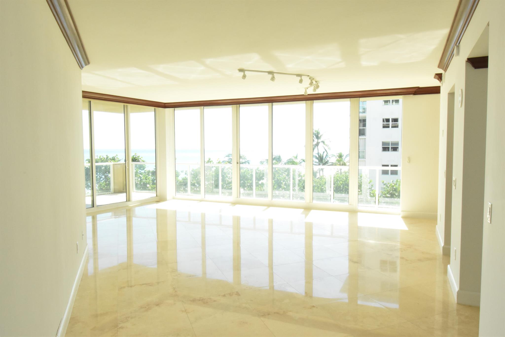 OCEAN GRANDE BEACH & MARI - Residential