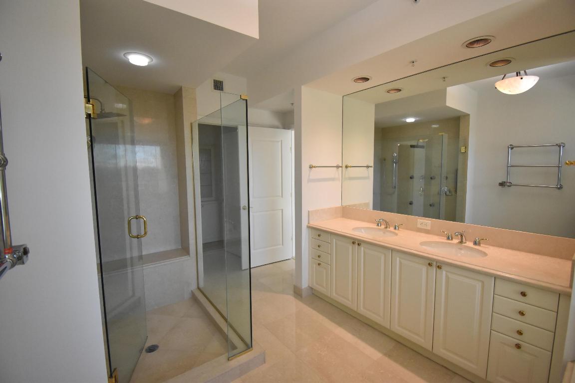 OCEAN GRANDE BEACH & MARINA - Residential