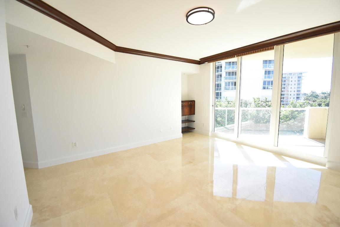 OCEAN GRANDE BEACH & MARINA - Residential