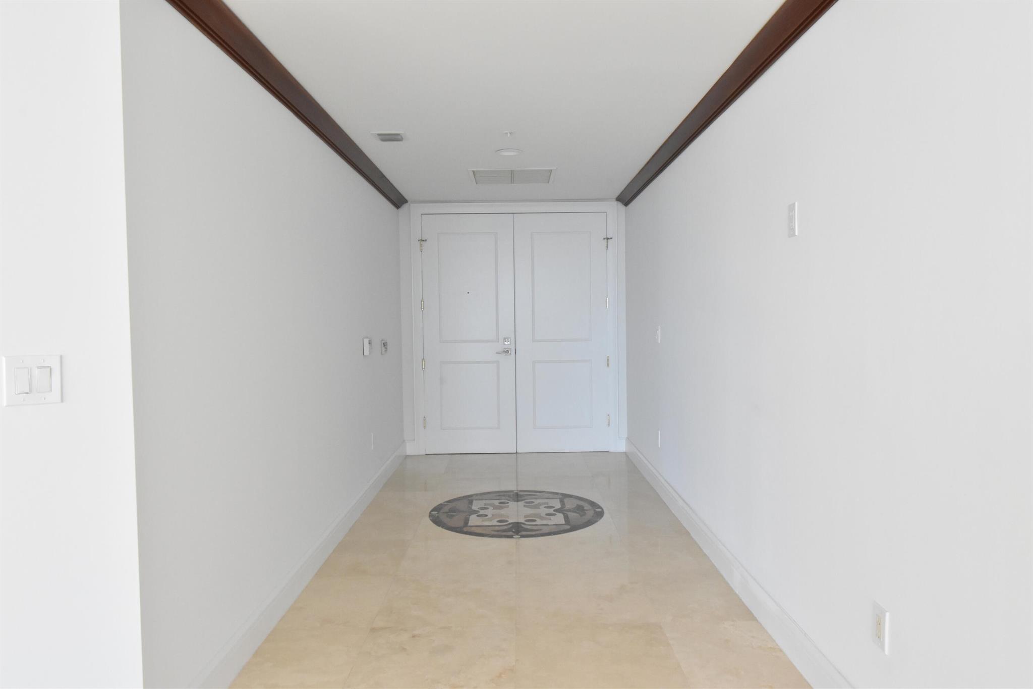 OCEAN GRANDE BEACH & MARI - Residential