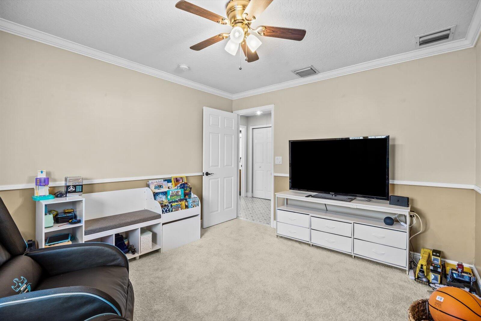 THE ACREAGE - Residential