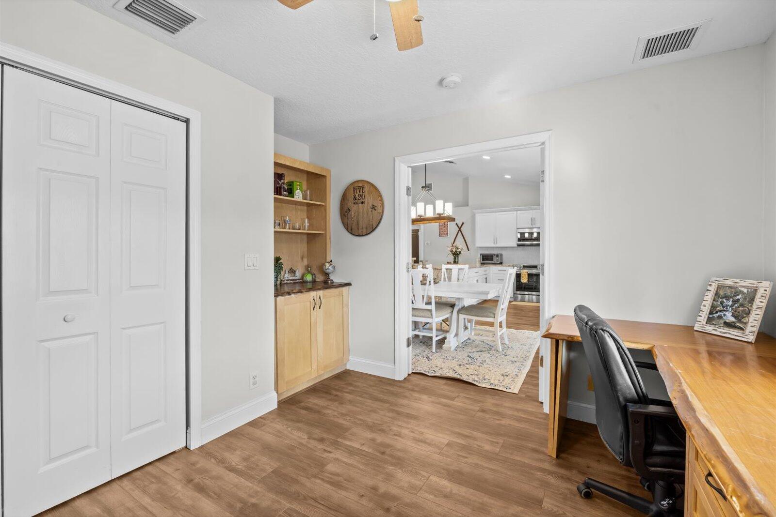 THE ACREAGE - Residential