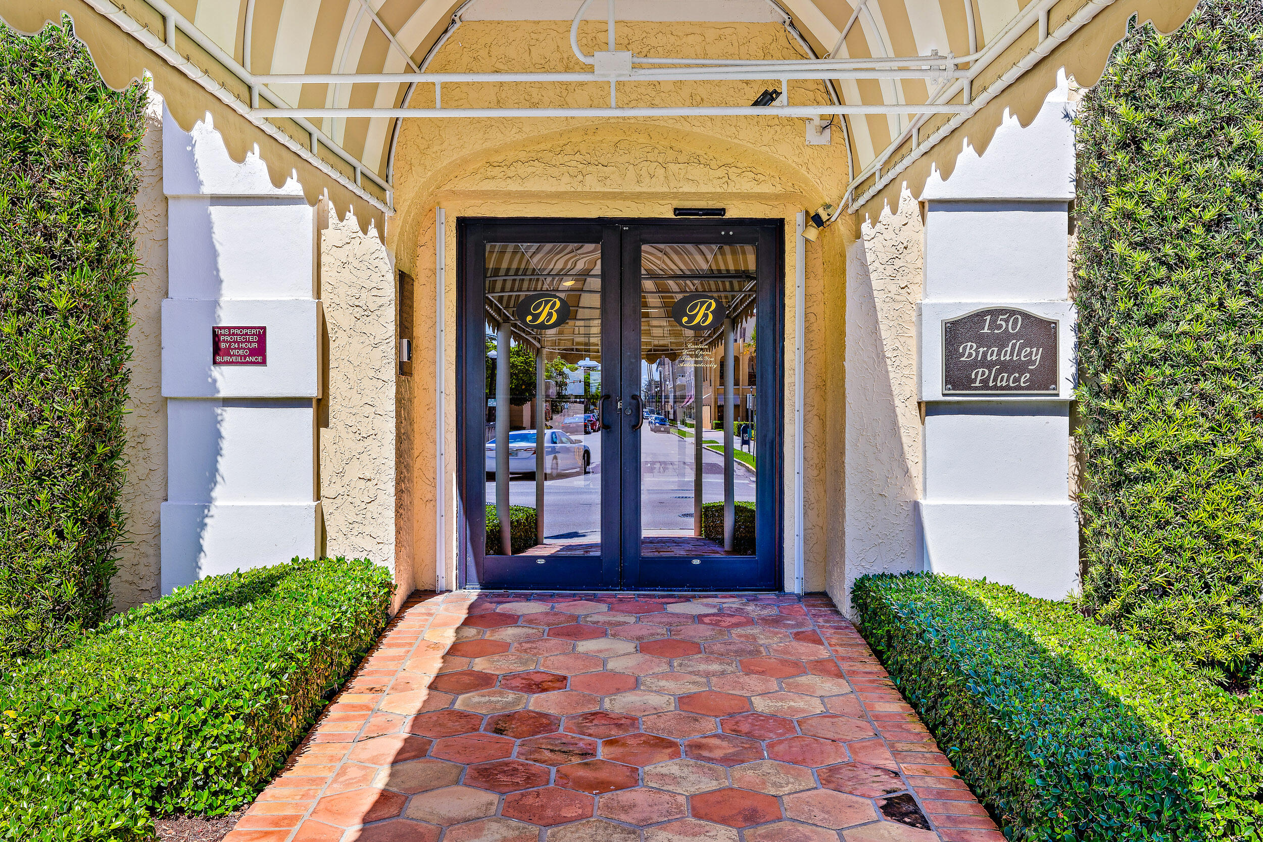 PALM BEACH BILTMORE COND DECL FILED 7-9-80 - Residential