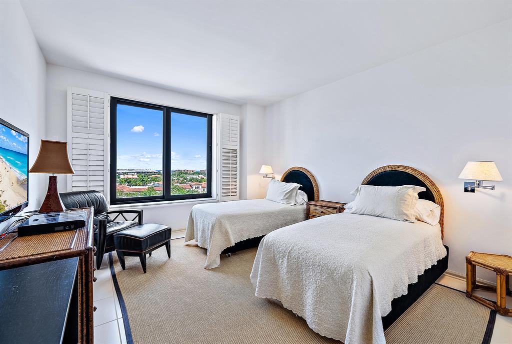 PALM BEACH BILTMORE COND - Residential