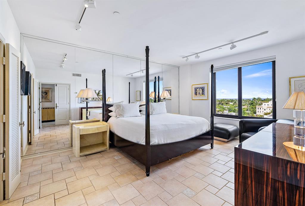 PALM BEACH BILTMORE COND - Residential