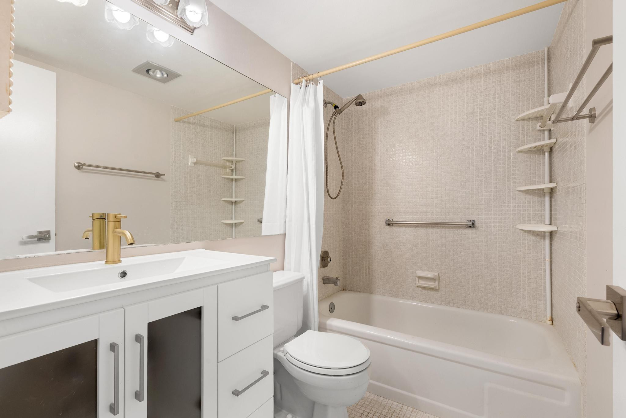 Cornwall B - Residential Lease