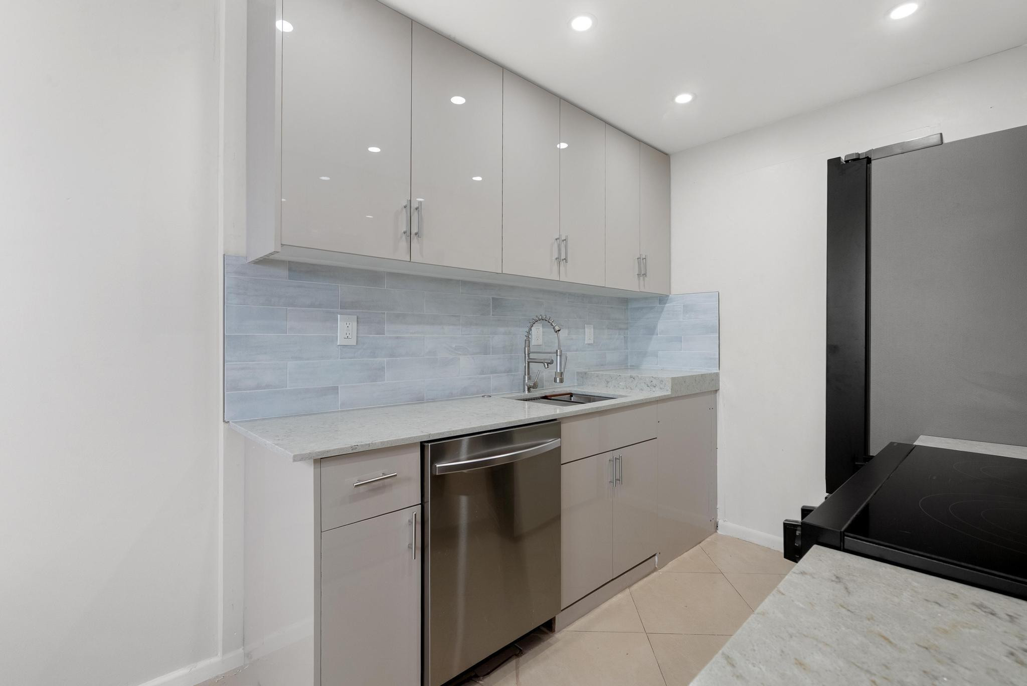 Cornwall B - Residential Lease