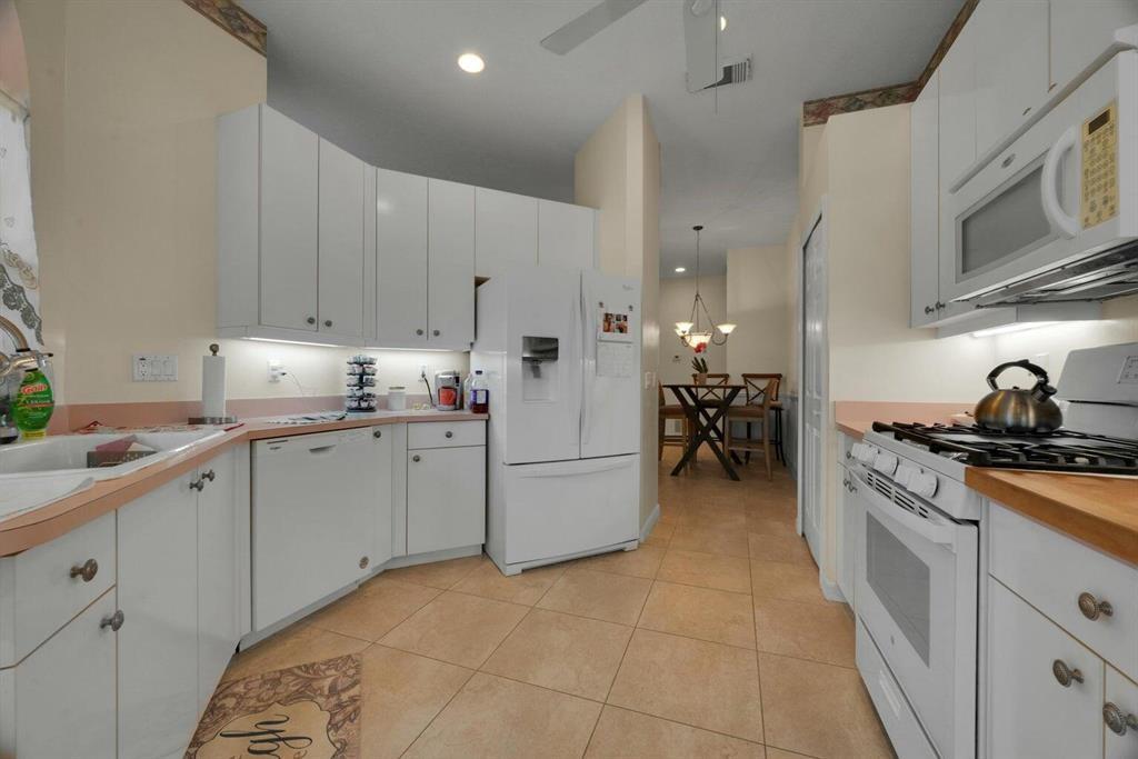 LAKE CHARLES - Residential Lease
