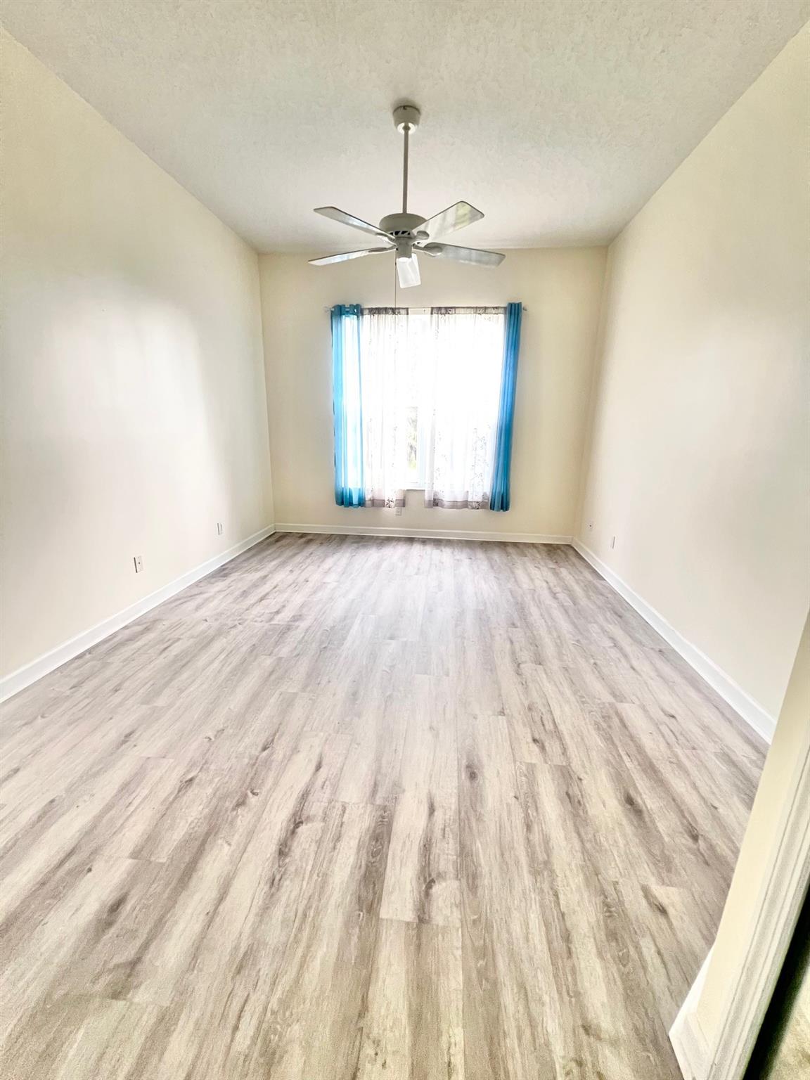 LAKE CHARLES - Residential Lease