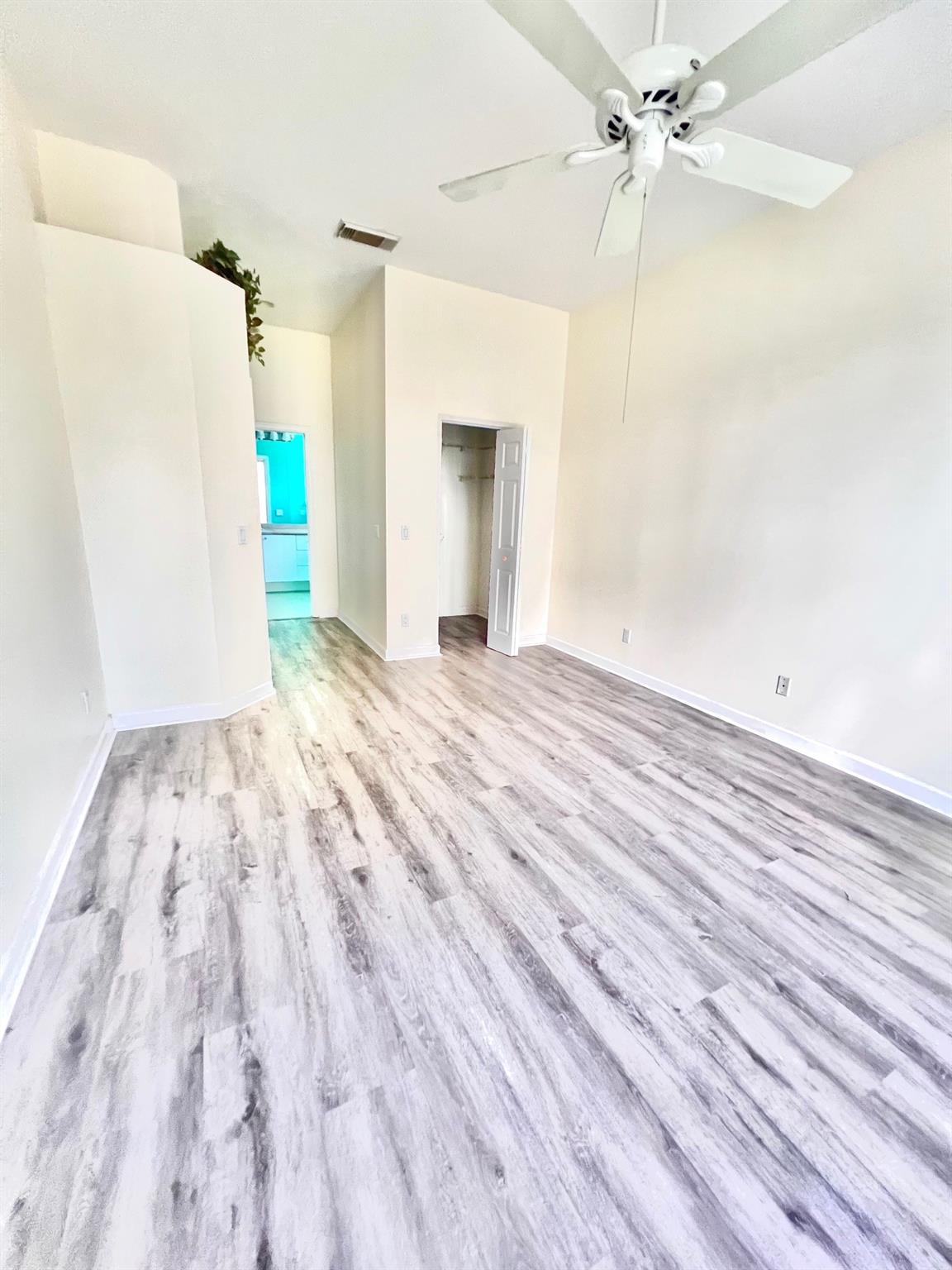 LAKE CHARLES - Residential Lease