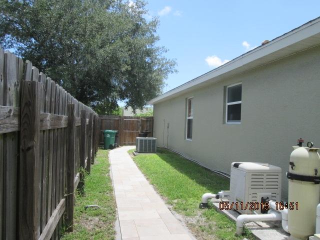 PORT ST LUCIE SECTION 15 - Residential