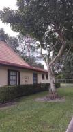 Beautifull 2br/2ba villa/townhouse in Westchester Townhouses in West Palm Beach.. It is located only one block from Publix and shopping, Both bathrooms and kitchen have b recently been renovated. almost 1200 sq feet of living area, vaulted ceilings in living area. It has a courtyard great for entertaining in a secluded park-like setting. Motivated seller. BY APPOINTMENT PLEASE. Showings will start May 6th 2016. House is empty.