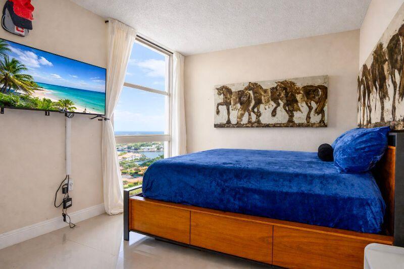 AVENTURA ELDORADO CONDO - Residential