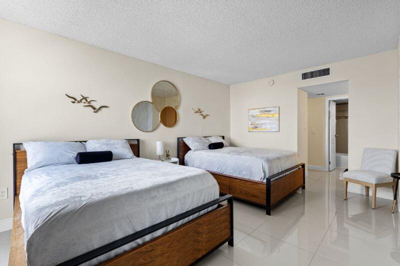 AVENTURA ELDORADO CONDO - Residential