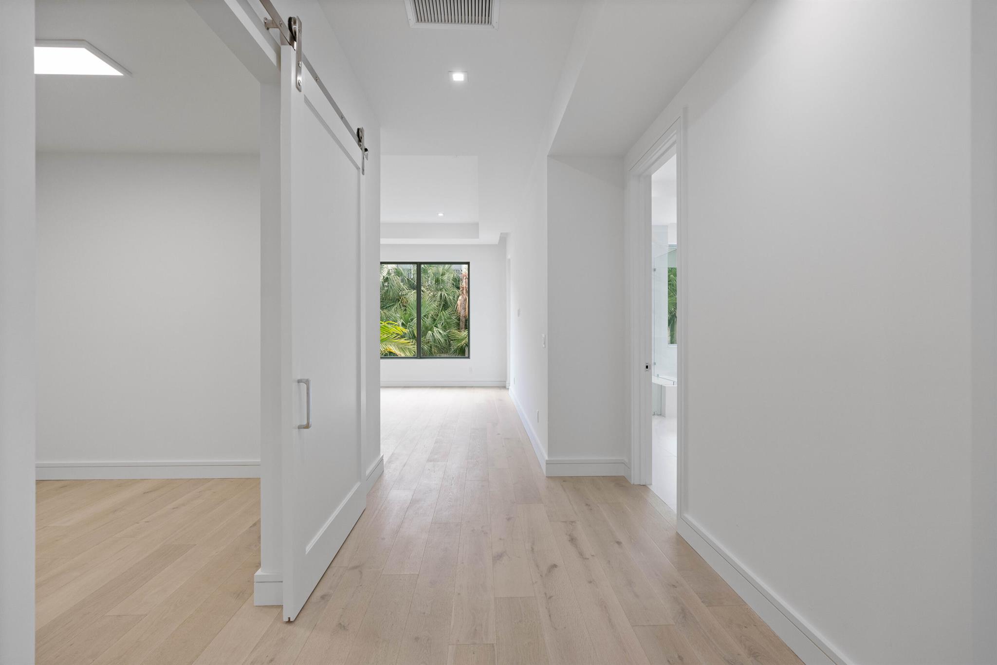 OCEAN ONE - Residential