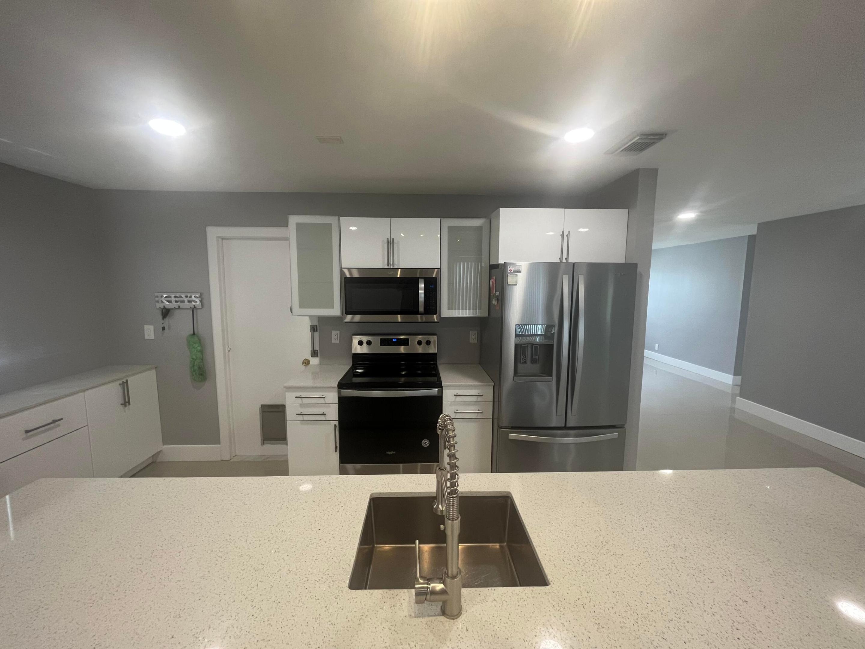 PALM BEACH LEISUREVILLE SEC 7 - Residential