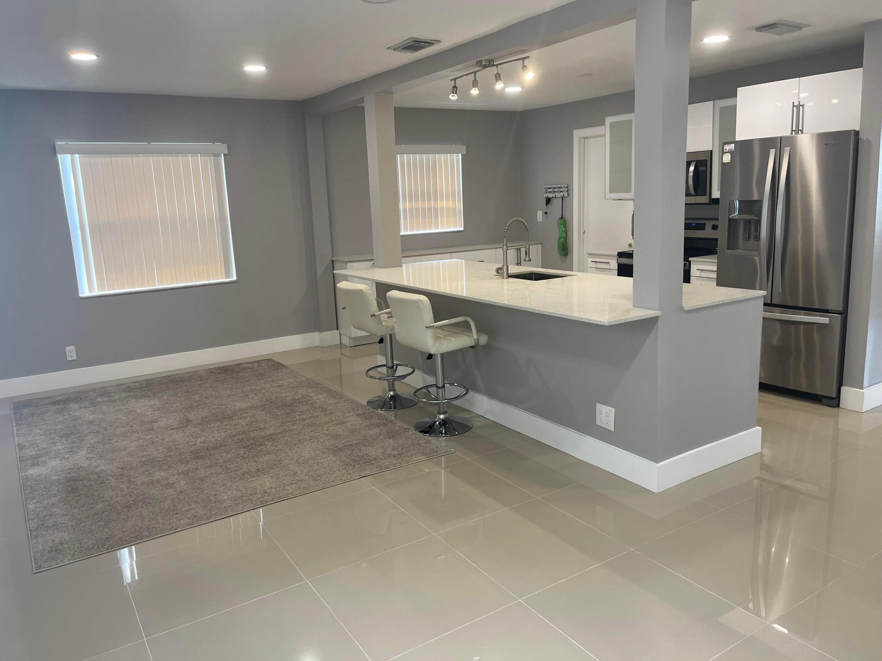 PALM BEACH LEISUREVILLE SEC 7 - Residential