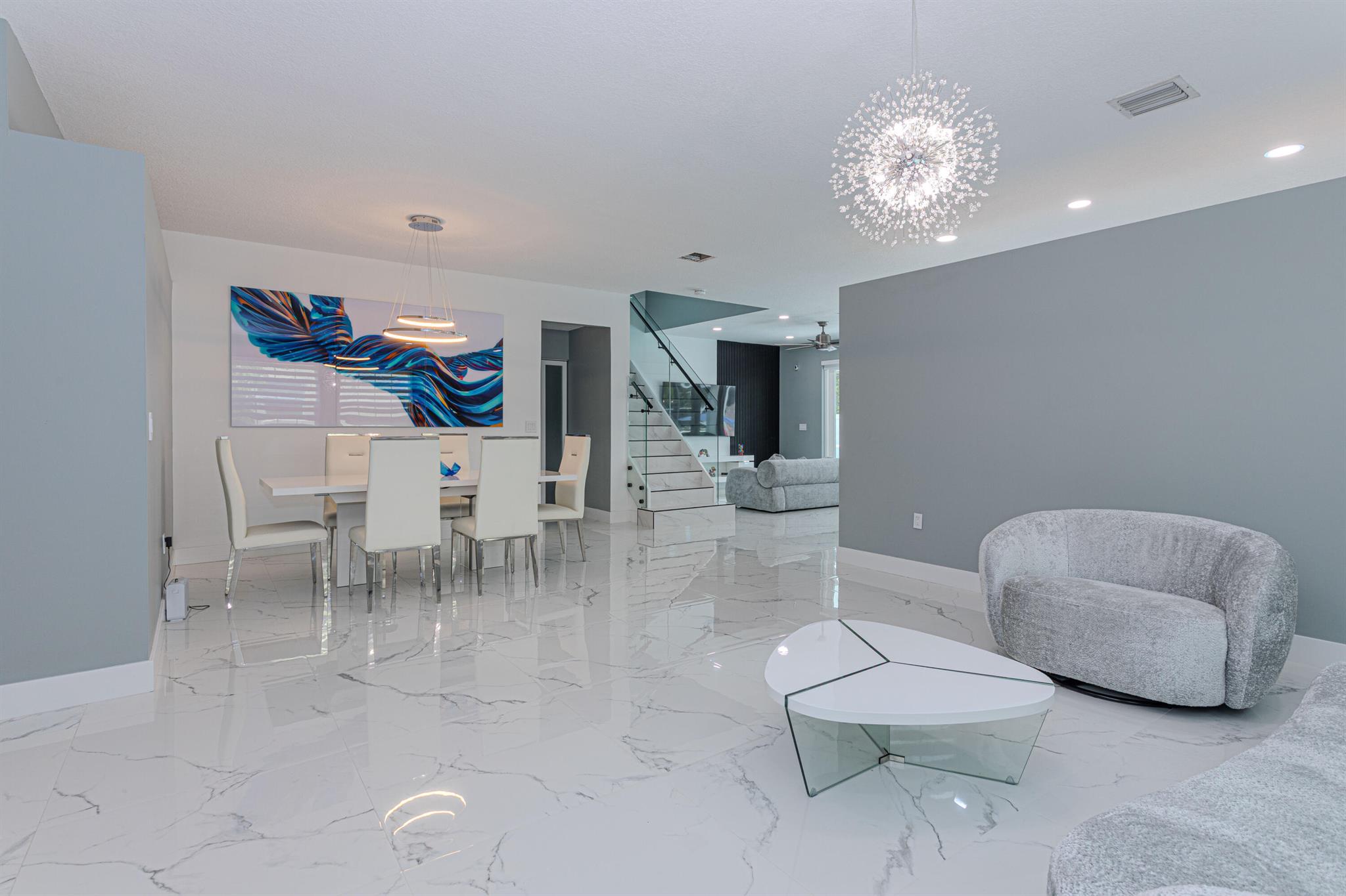 2738 Misty Oaks Circle Royal Circle