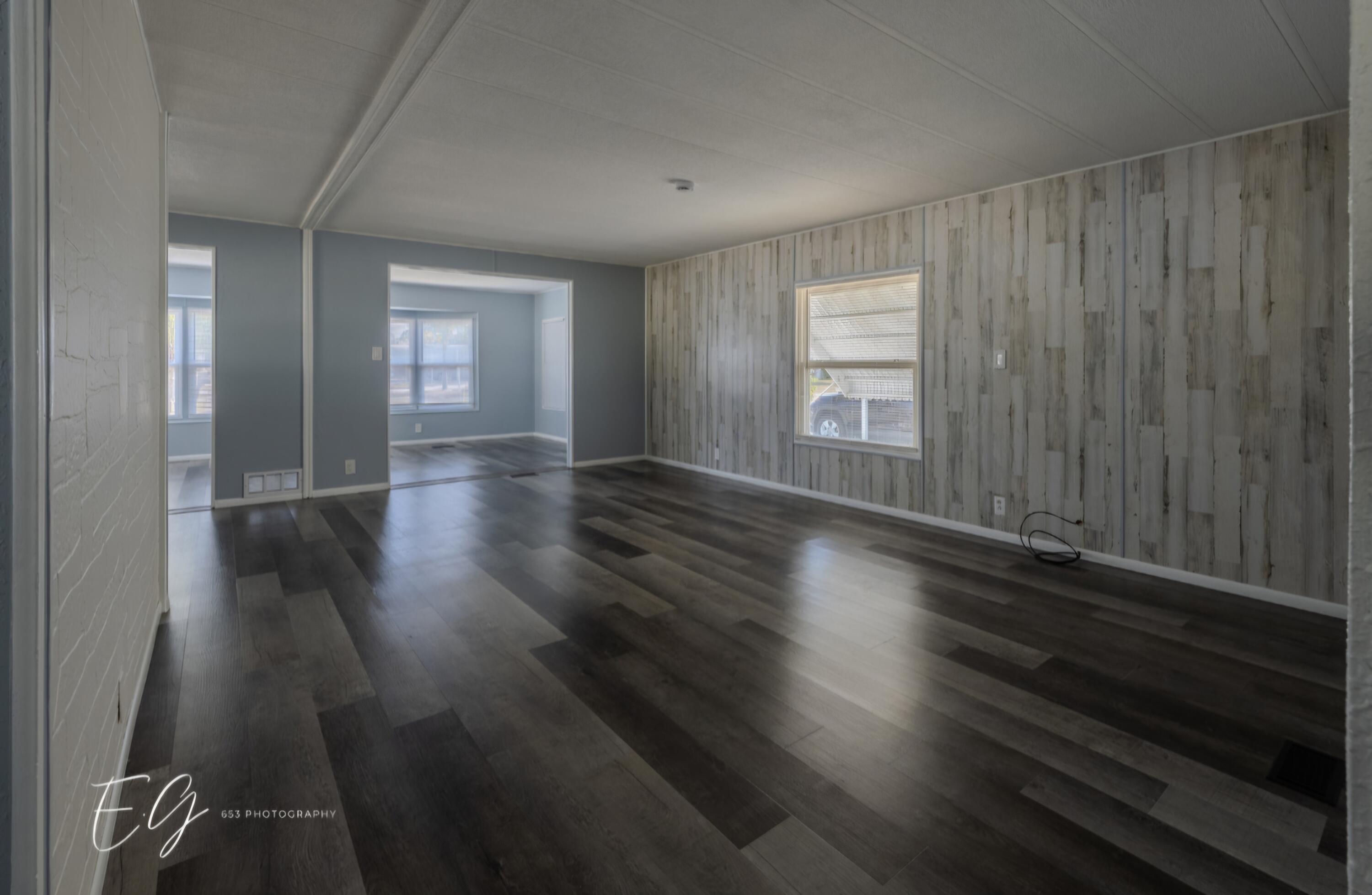 Spanish Lakes Riverfront - Residential