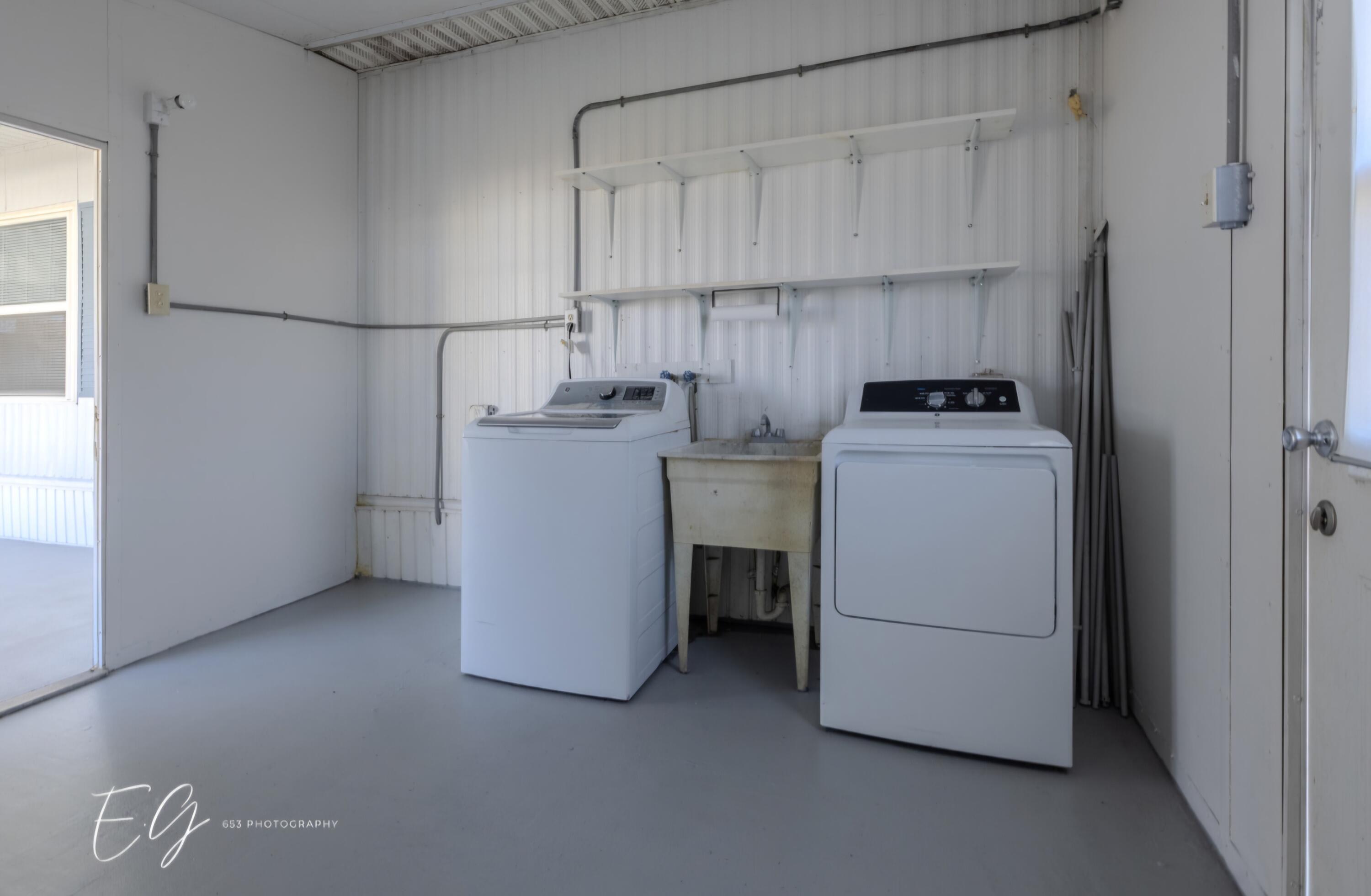 Spanish Lakes Riverfront - Residential