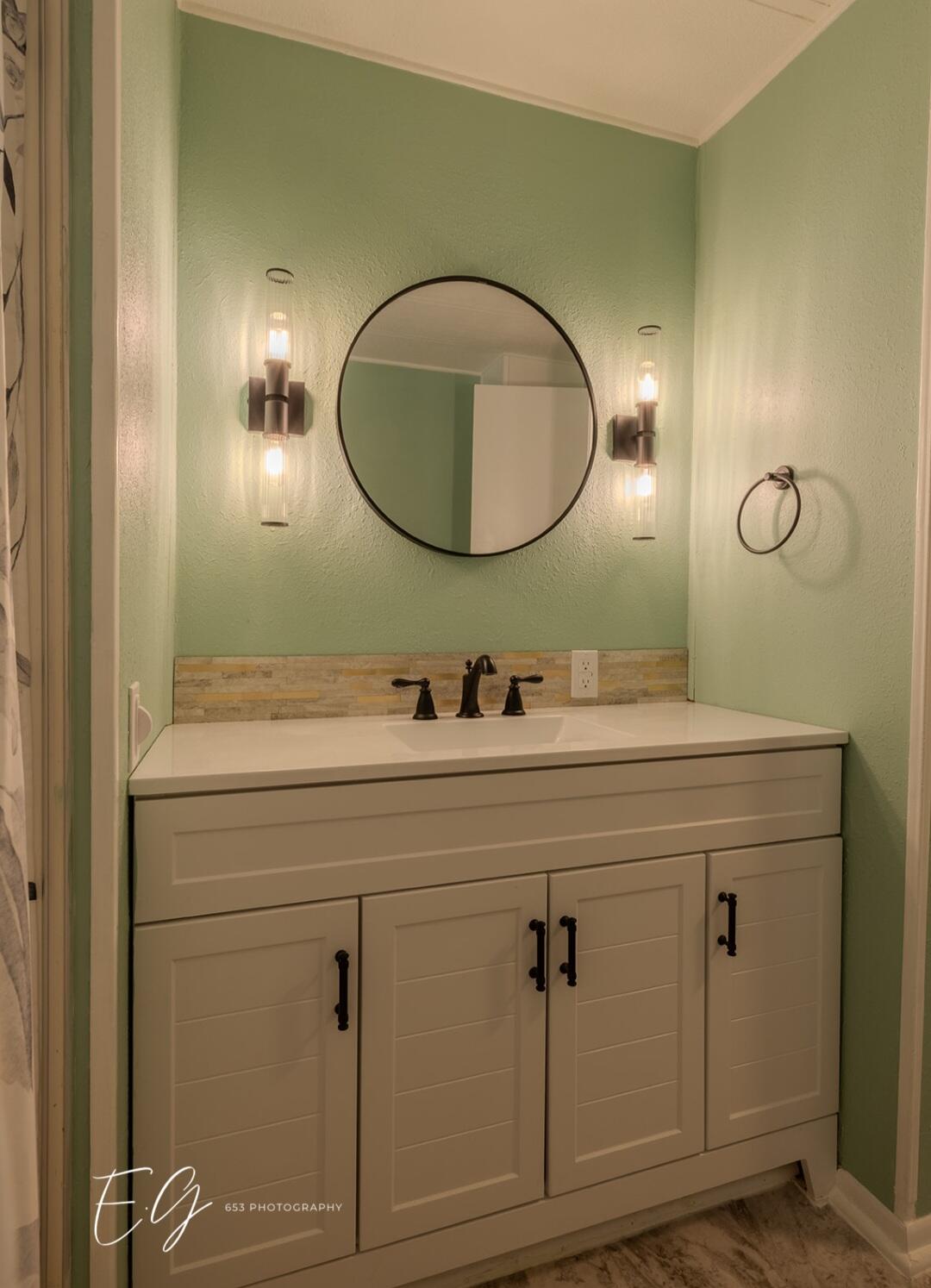 Spanish Lakes Riverfront - Residential