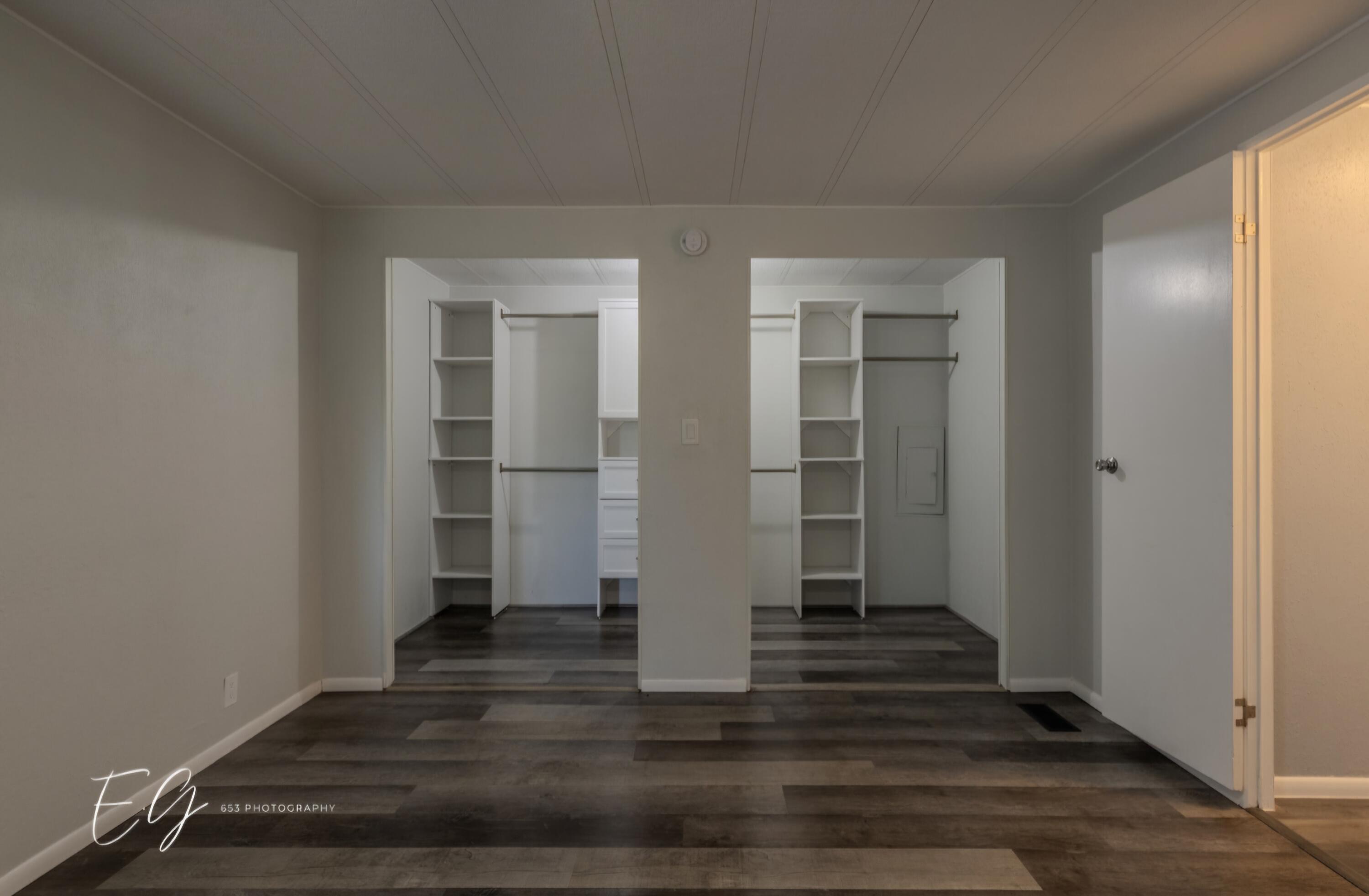 Spanish Lakes Riverfront - Residential