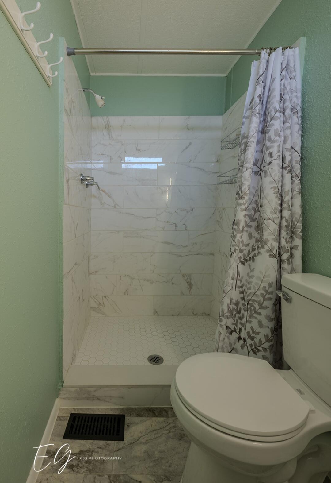 Spanish Lakes Riverfront - Residential