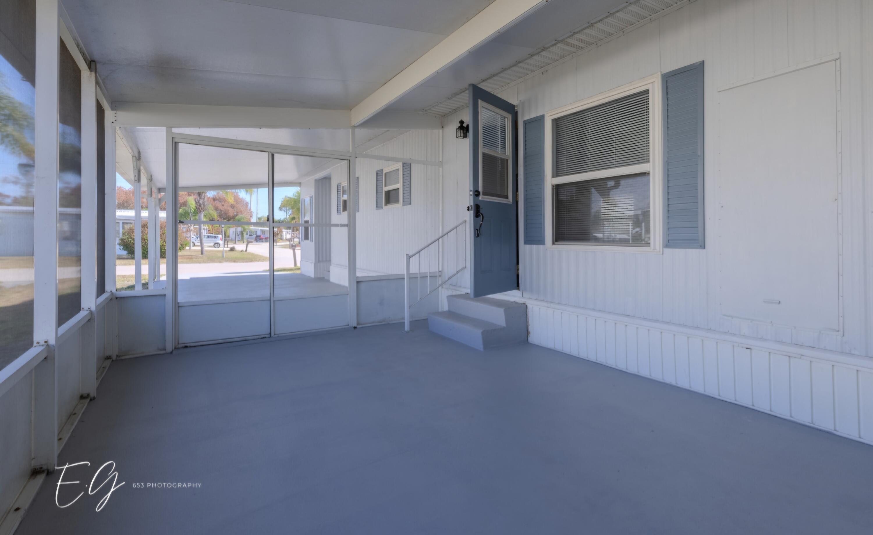 Spanish Lakes Riverfront - Residential