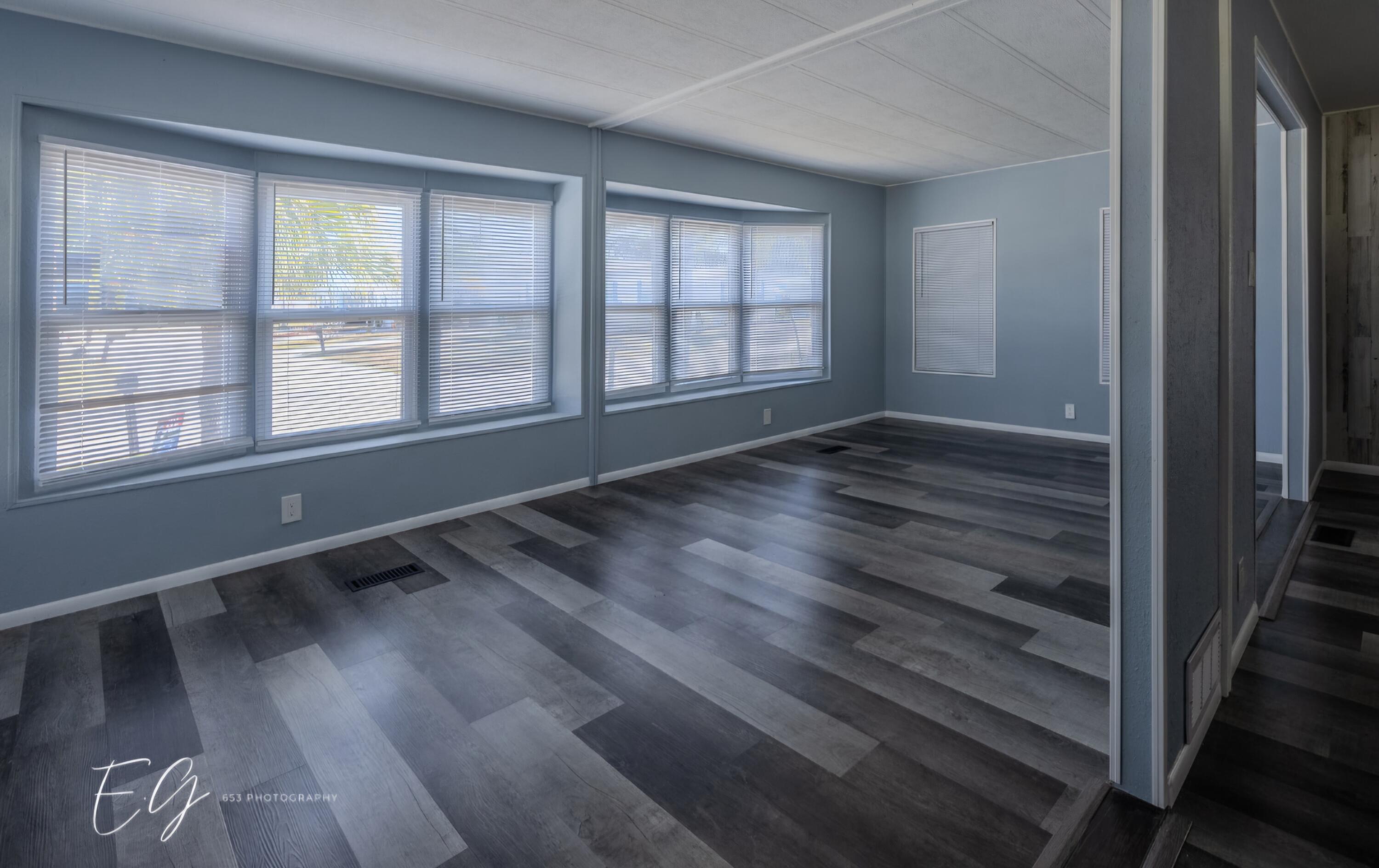 Spanish Lakes Riverfront - Residential