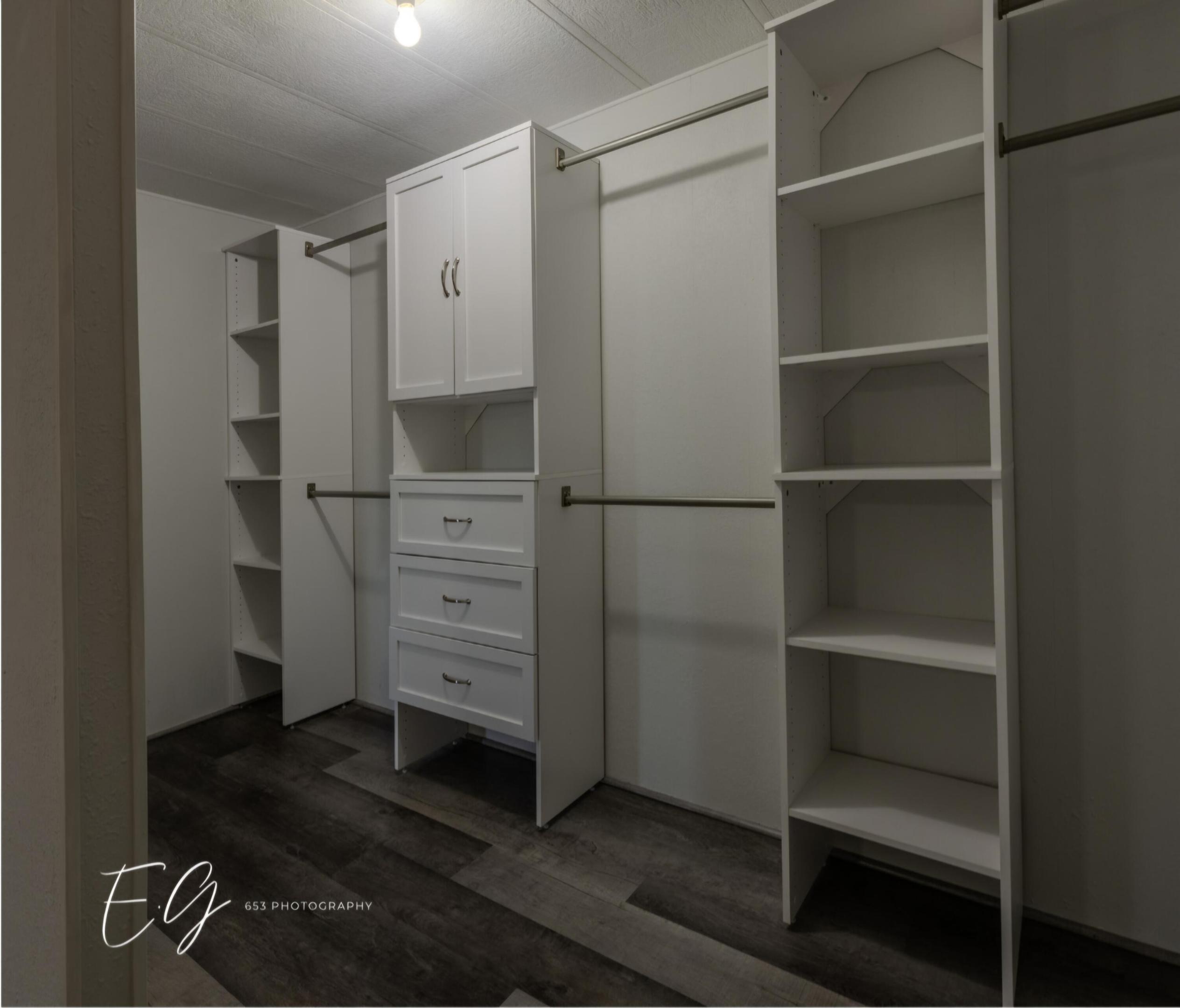 Spanish Lakes Riverfront - Residential