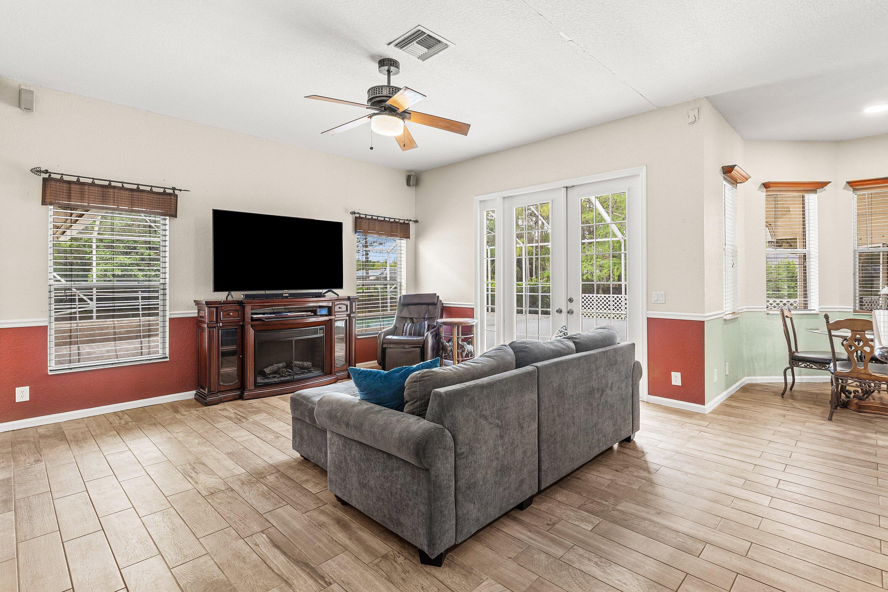 The Acreage - Residential