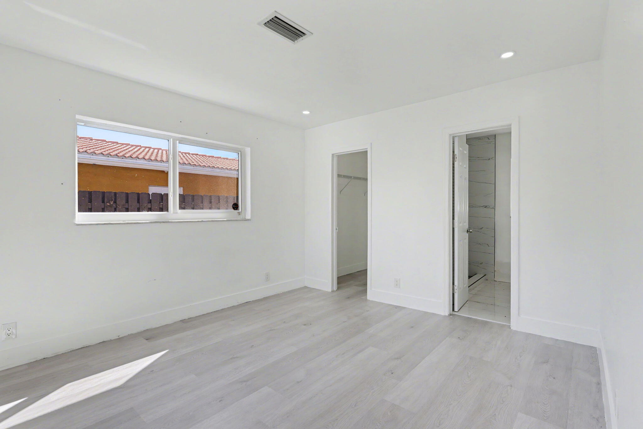 THE DELLS - Residential