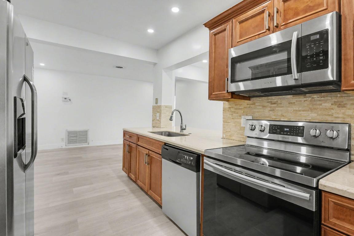 THE DELLS - Residential