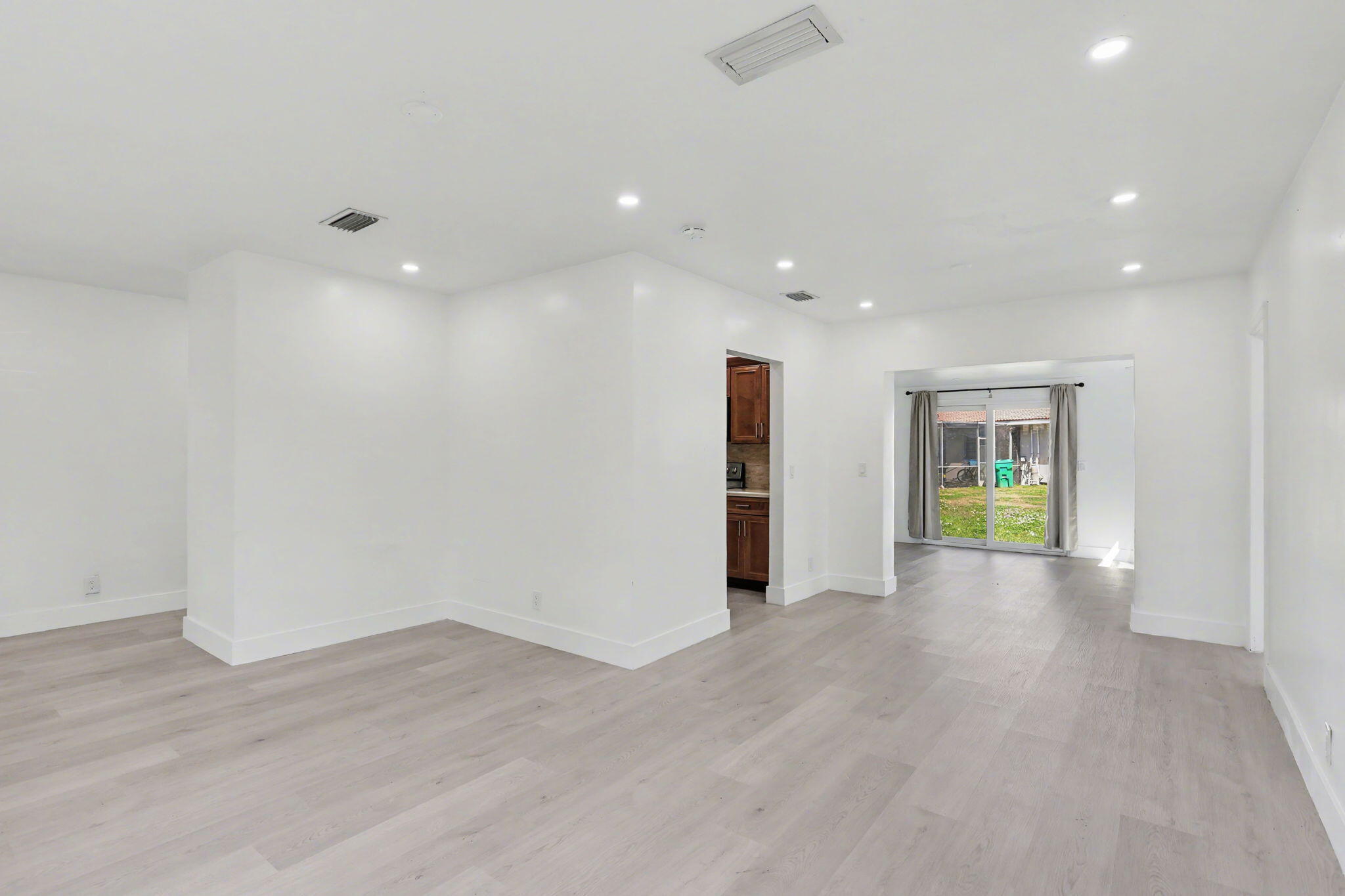 THE DELLS - Residential