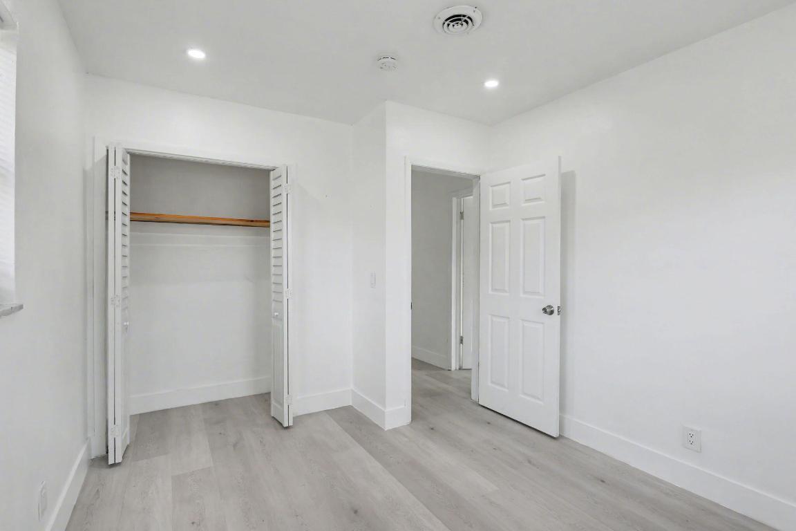 THE DELLS - Residential