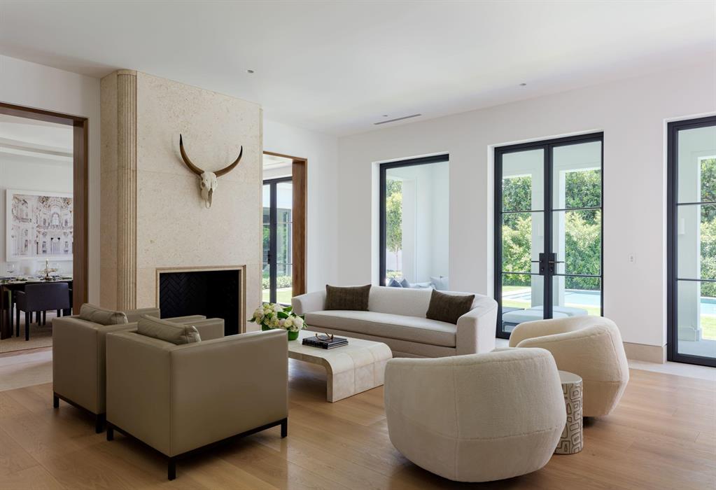 EL BRAVO SINGER ANNEX - Residential