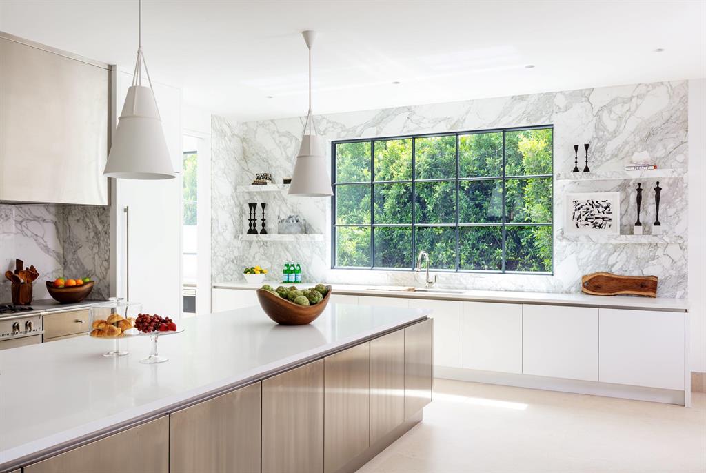 EL BRAVO SINGER ANNEX - Residential