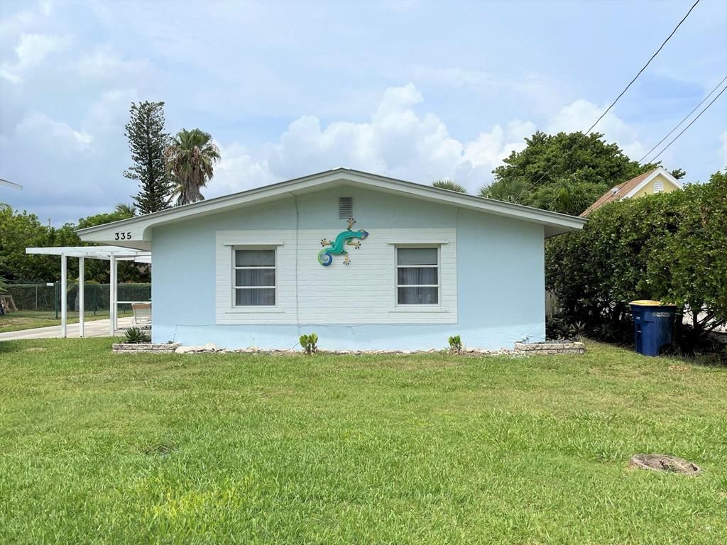Photo of 335 Hernando Street St #C, Fort Pierce, FL 34949 (MLS # R10816051)