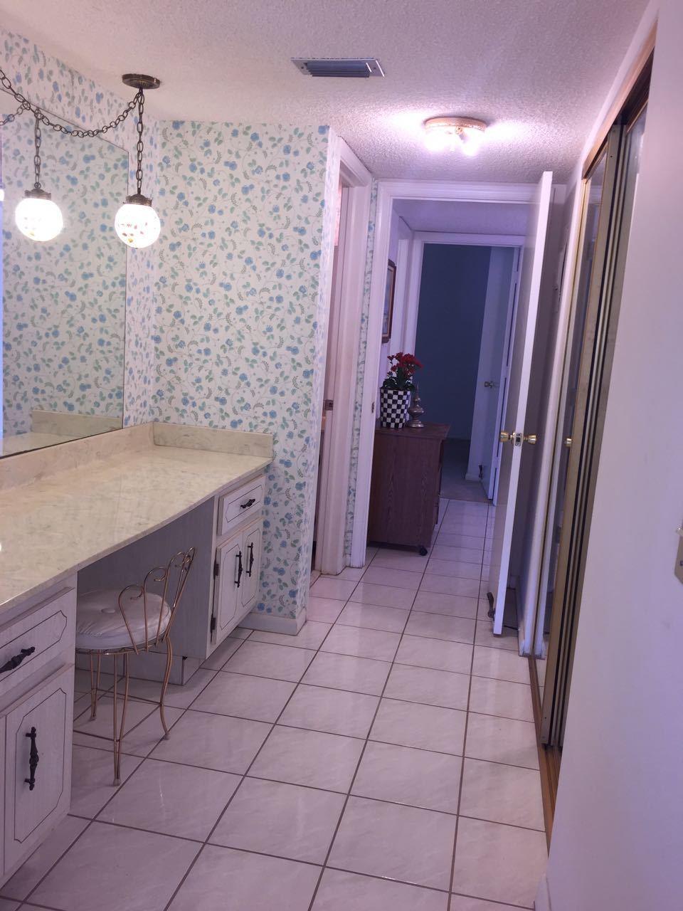 BARWOOD CONDO - Residential Lease