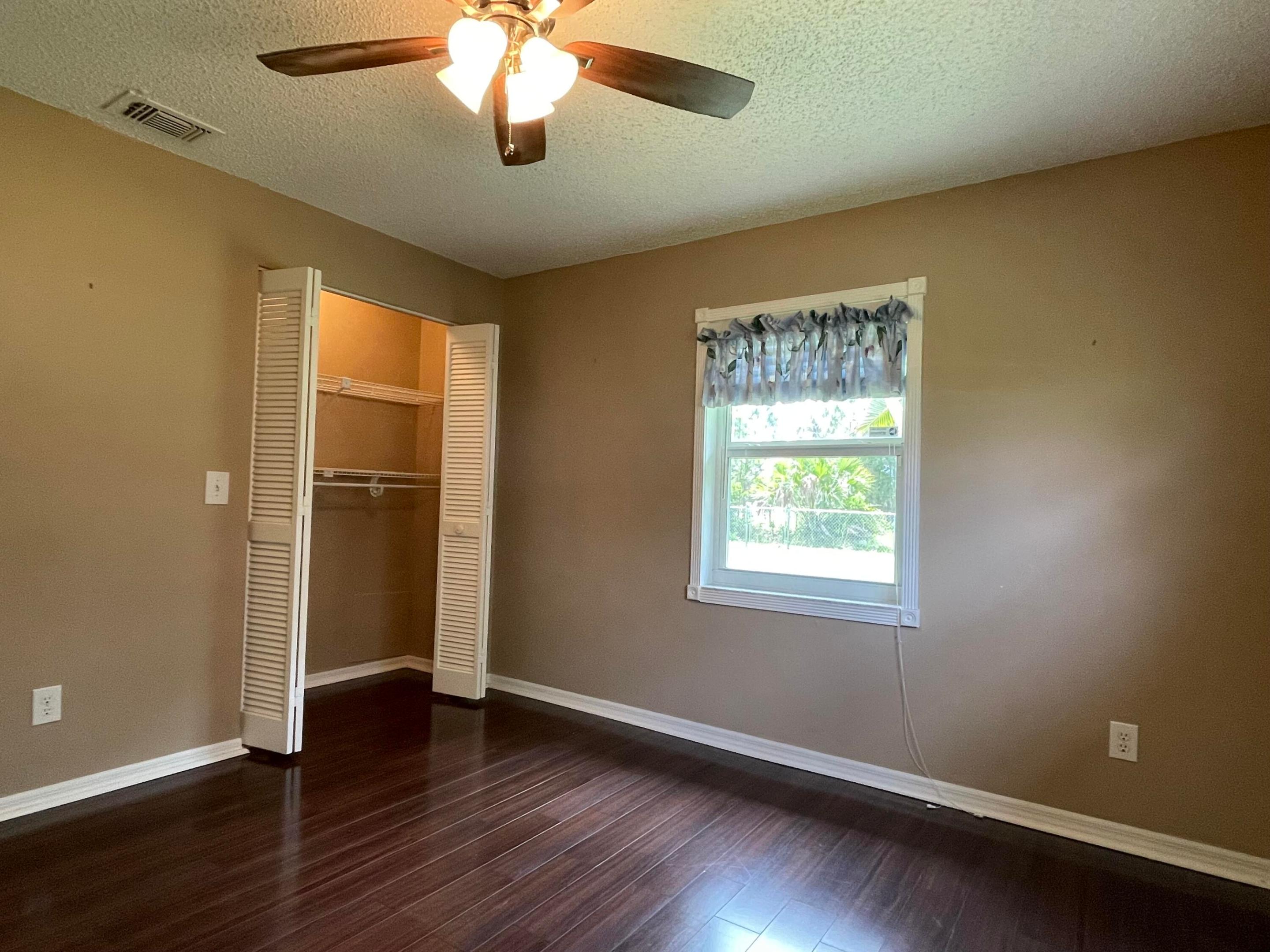 HOLIDAY PINES SUBDIVISION PHASE I - Residential
